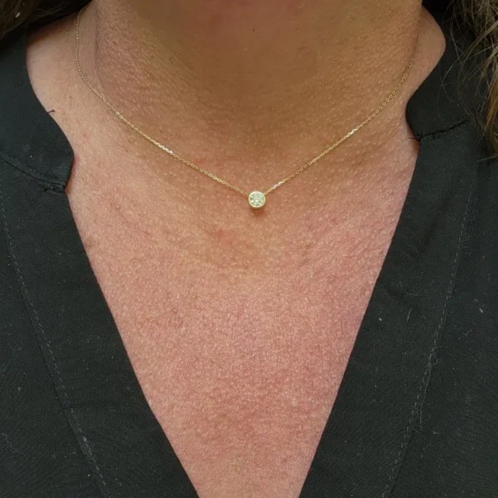 Real Lab Diamond Necklace - Picture 7 of 9